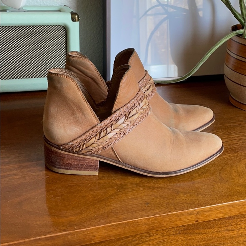 Handmade in Columbia caramel leather booties!